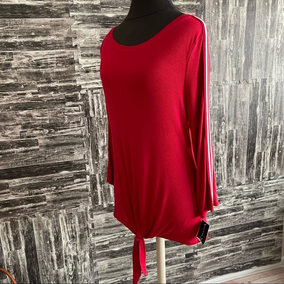 Real Red Spring Mix DC INC soft ribbed bottom tie Everyday casual/active top NWT - Picture 4 of 9